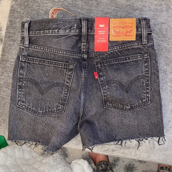 NWT Levi’s wedgie short size 26 bling bling - Picture 4 of 11